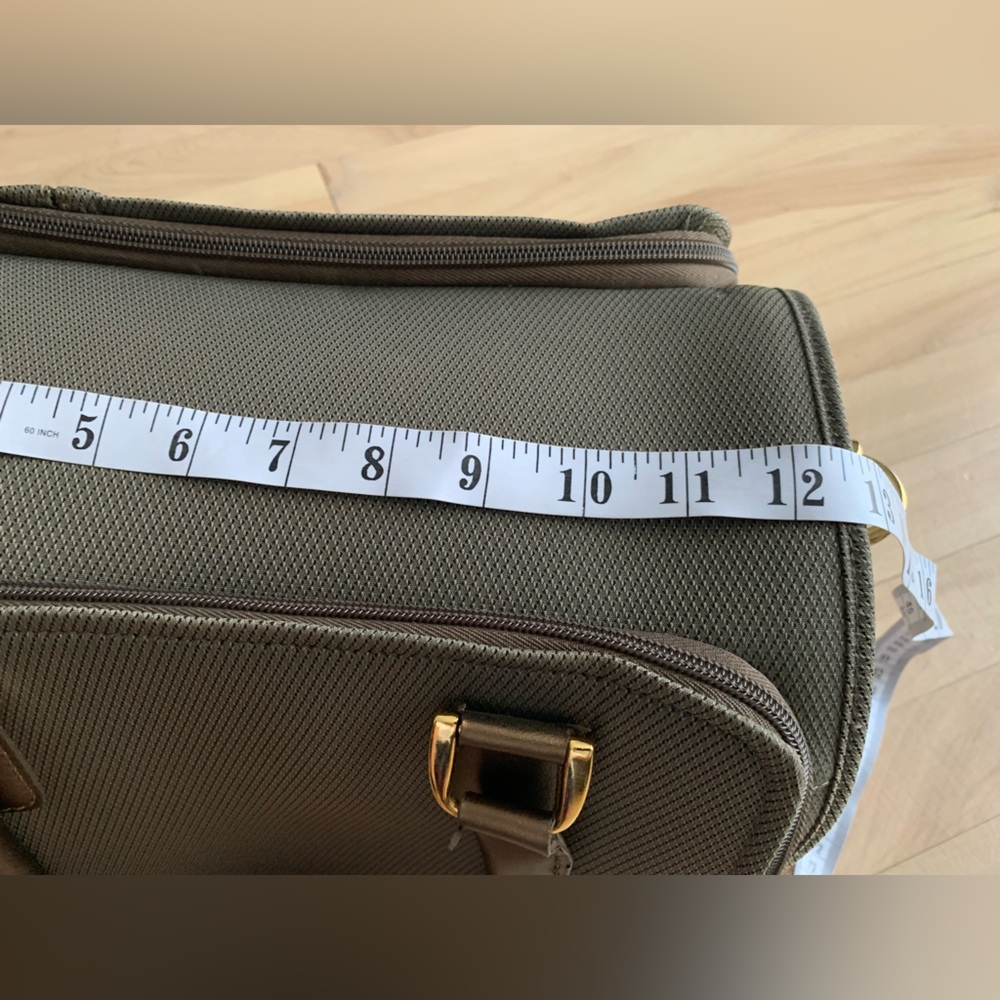 DIANE VON FURSTENBERG - Vintage Travel Vanity Case Weekender Bag w Strap & Pouch - Picture 10 of 13